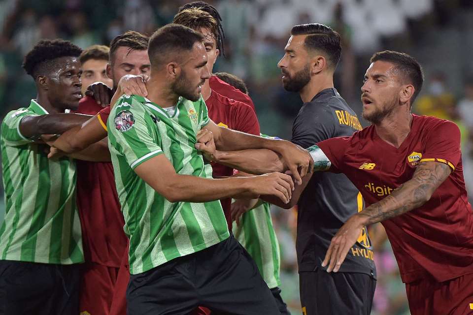 AS Roma vs Real Betis (02:00 – 07/10) | Xem lại trận đấu