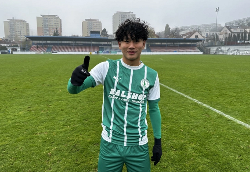 hlv-kim-sang-sik-bat-ngo-trao-co-hoi-cho-tai-nang-viet-kieu-trinh-cao-hon-ca-viktor-le