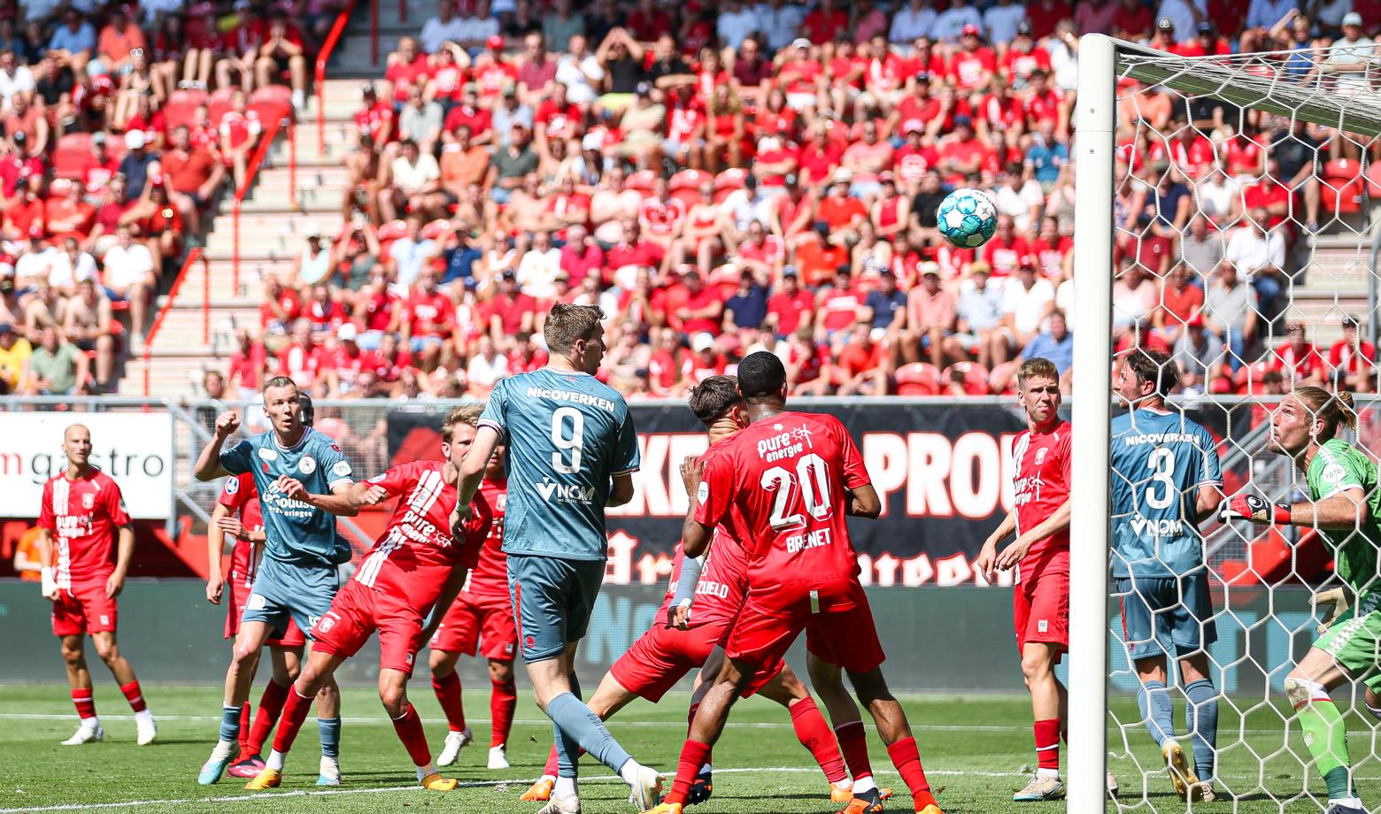 nhan-dinh-soi-keo-sparta-rotterdam-vs-twente-luc-1h00-ngay-20-9-2025