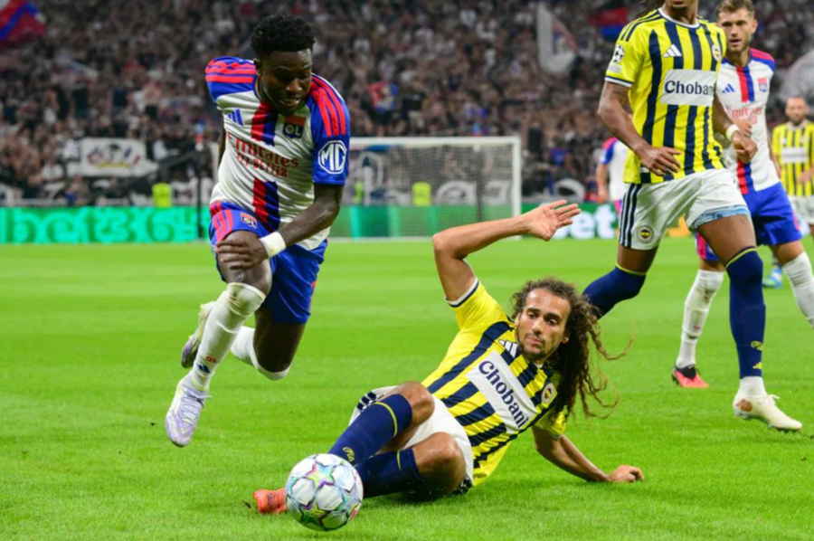 Lyon vs Fenerbahce (02:00 - 27/08)